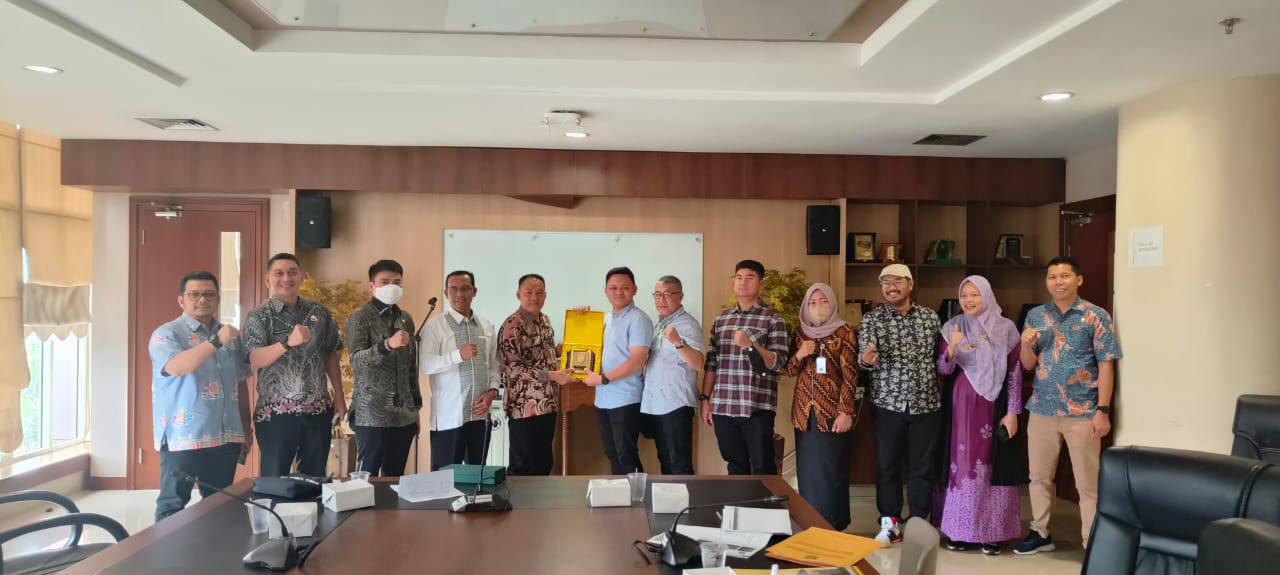 Menerima Kunjungan Komisi A DPRD Provinsi Sumatra Utara didampingi DPMPTSP Provinsi Sumatra Utara