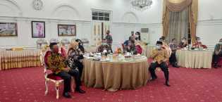 Audiensi Deputi Pelayanan Publik KEMENPAN RB dengan Gubernur Riau Beserta Jajaran