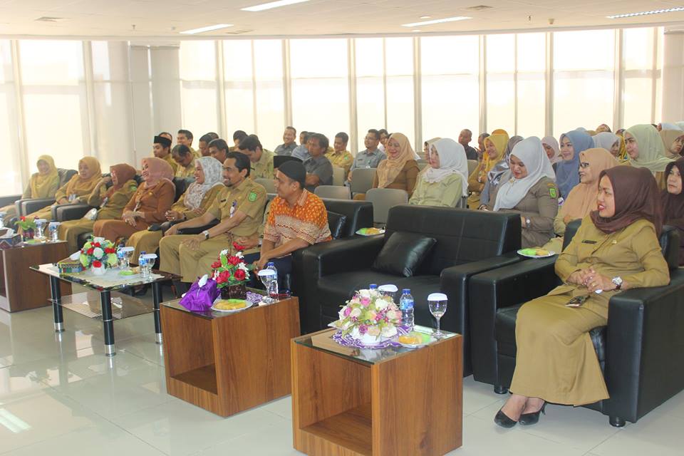 Acara Menyambut Bulan Suci Ramadhan 1438 H dan Perpisahan Pegawai Purna Bhakti di DPMPTSP Provinsi Riau