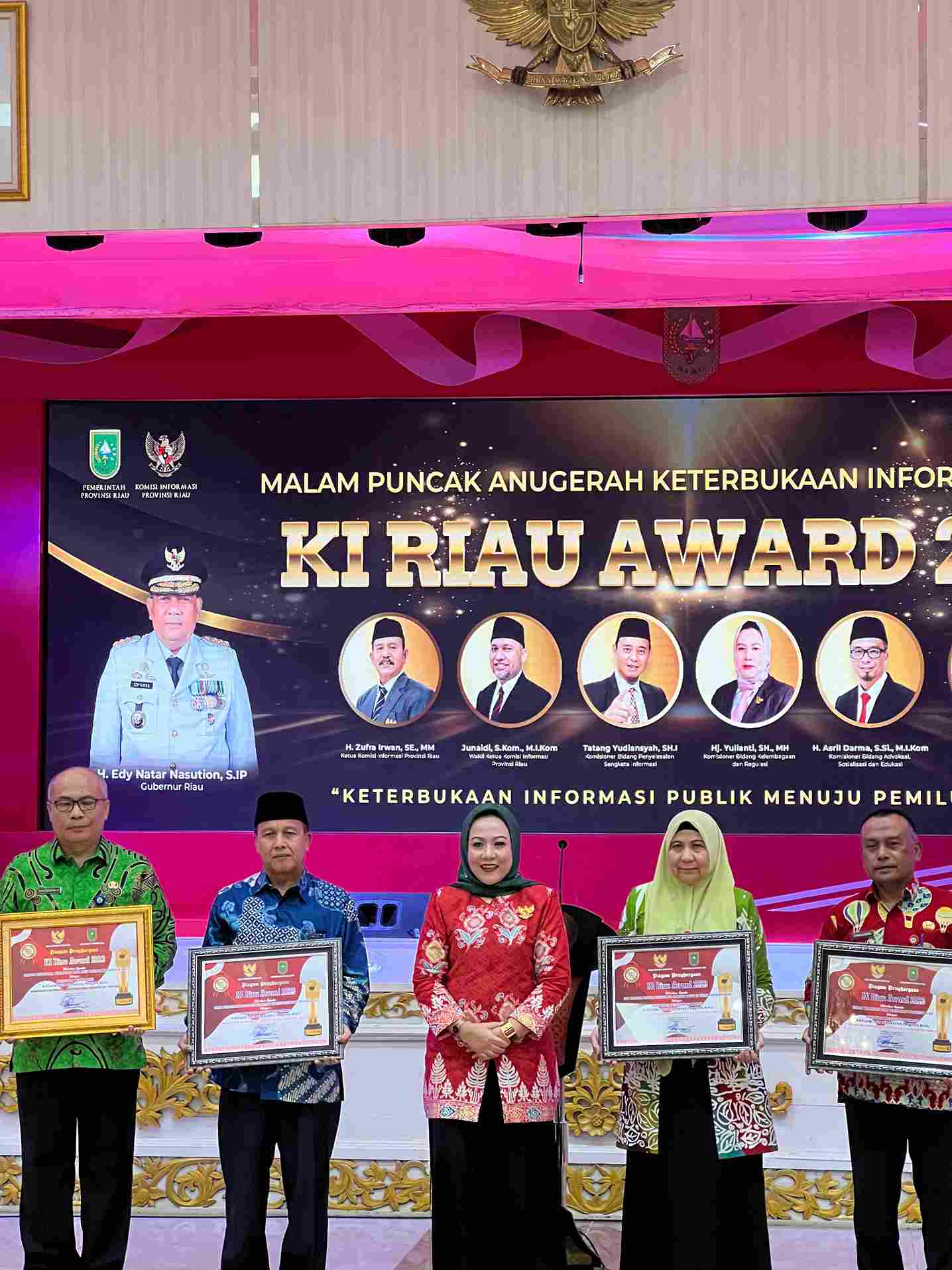 Malam Puncak Anugerah Keterbukaan Informasi Publik KI RIAU AWARD 2023