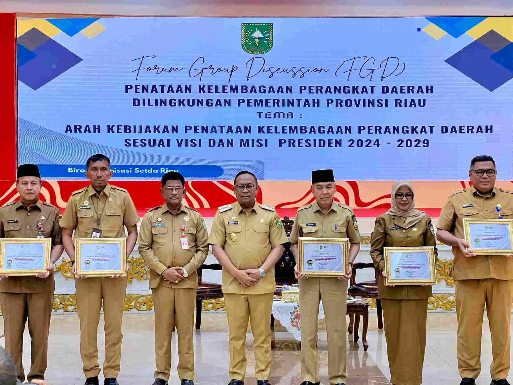 Piagam Penghargaan Pelayanan Publik Pemerintah Daerah Tahun 2024