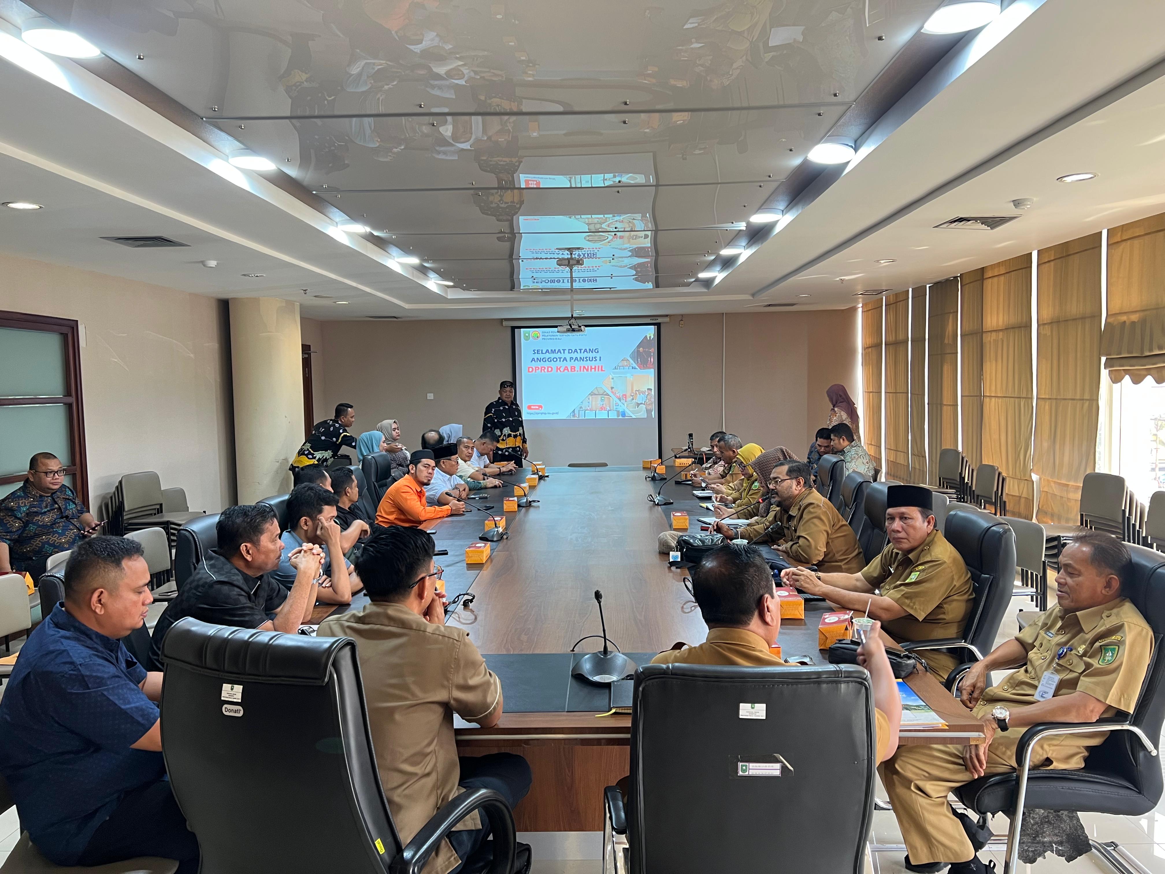 Pansus I DPRD Indragiri Hilir Sambangi DPMPTSP Riau, Bahas Langkah Strategis Penanaman Modal Daerah