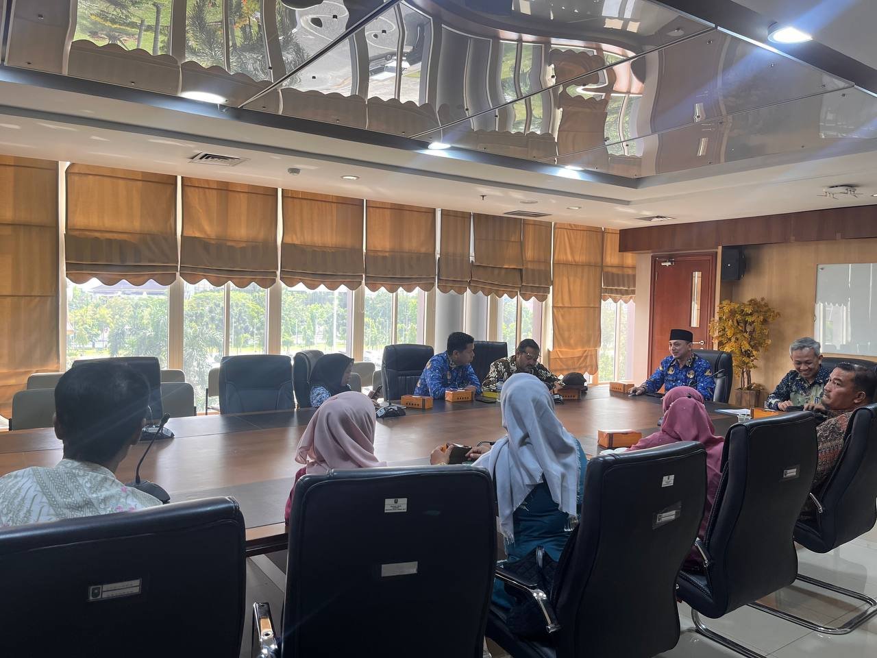 Dpmptsp Provinsi Riau Terima Kunjungan Dpmptsp Kuantan Singingi untuk Konsultasi dan Koordinasi Launching Mal Pelayanan Publik